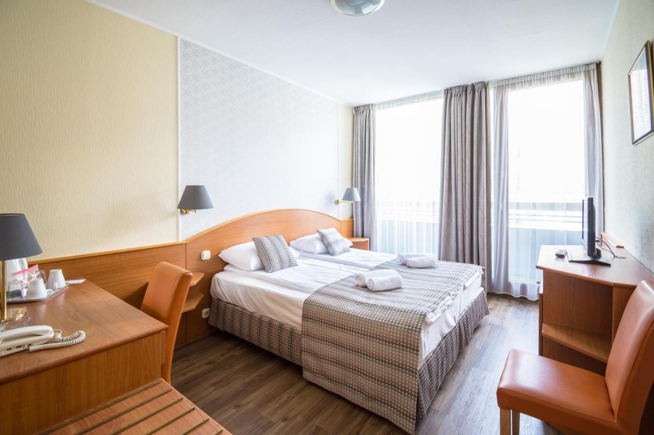 Hotel Orion Varkert บูดาเปสต์ ภายนอก รูปภาพ