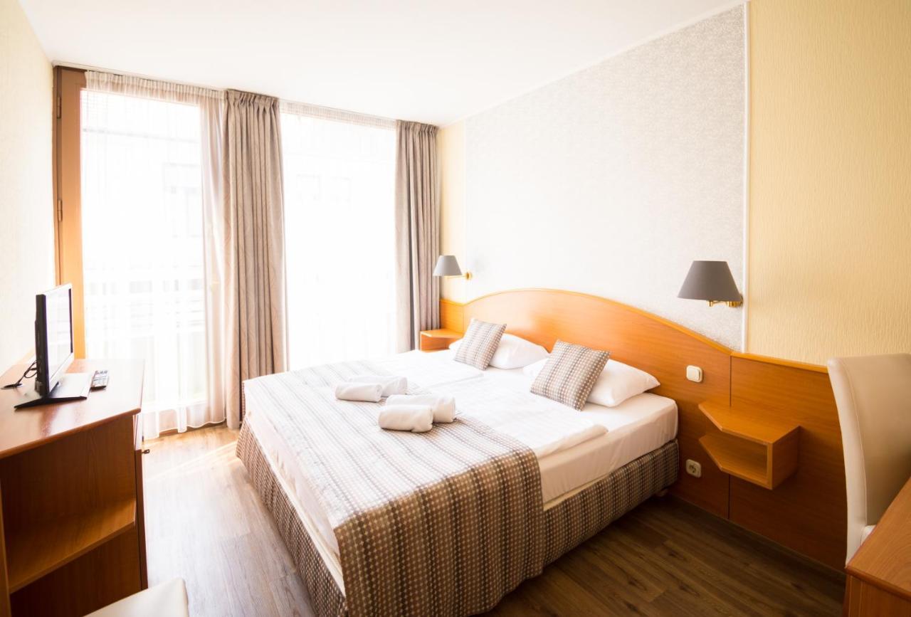 Hotel Orion Varkert บูดาเปสต์ ภายนอก รูปภาพ