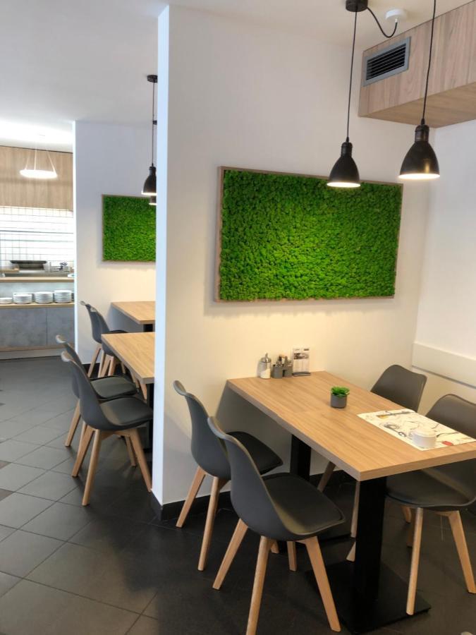 Hotel Orion Varkert บูดาเปสต์ ภายนอก รูปภาพ