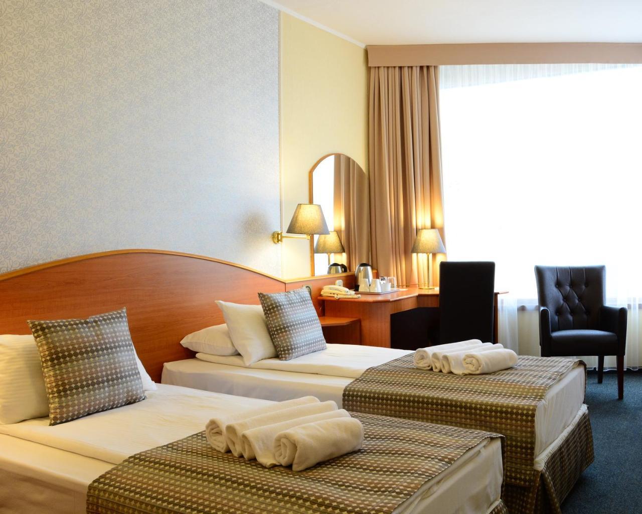 Hotel Orion Varkert บูดาเปสต์ ภายนอก รูปภาพ